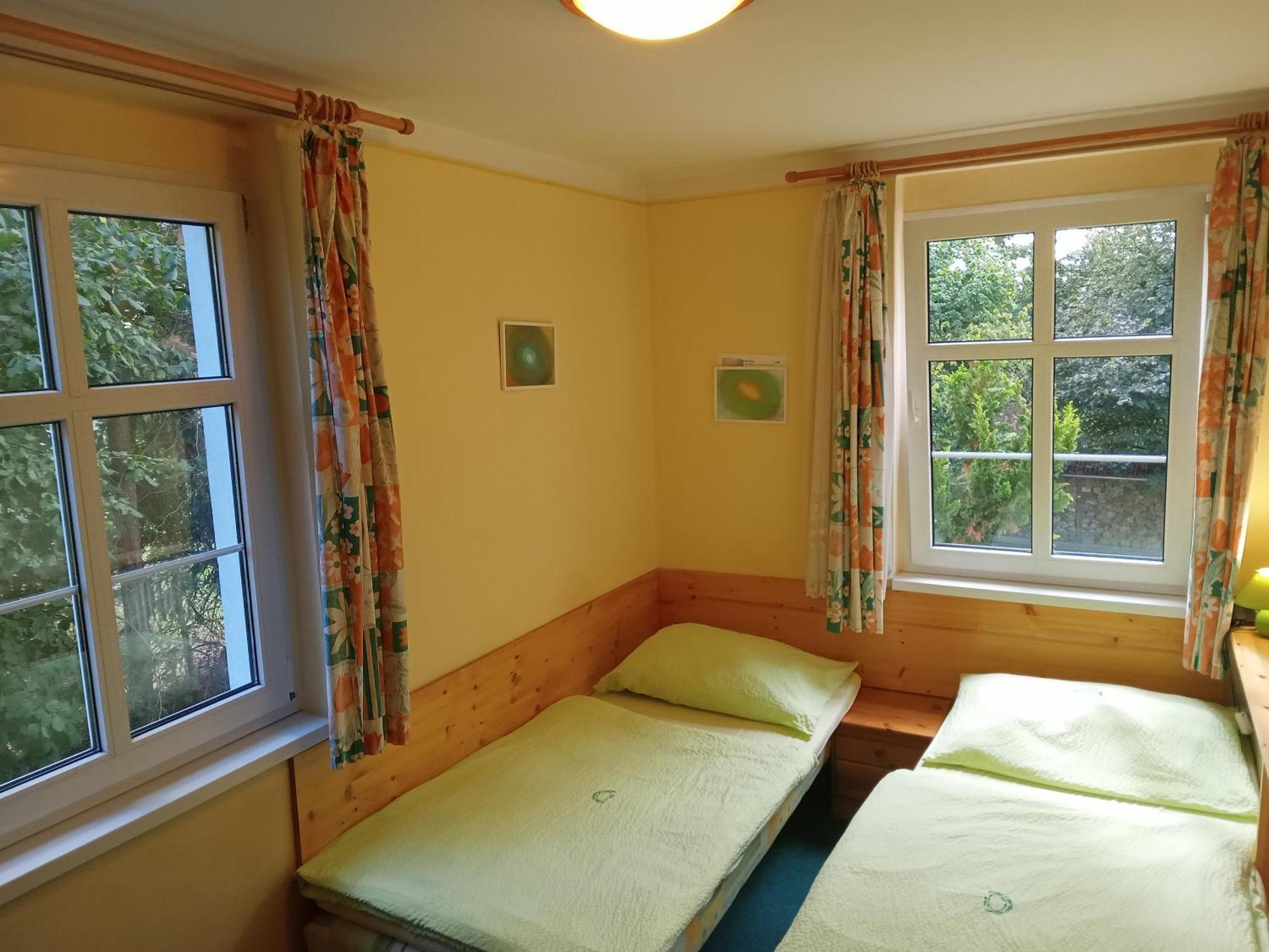 Hotel U Zeleneho Stromu - Zum Gruenen Baum Хренско Экстерьер фото